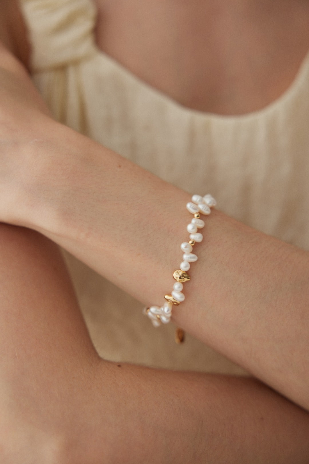 Golden Glow Freshwater Pearl Beaded Bracelet