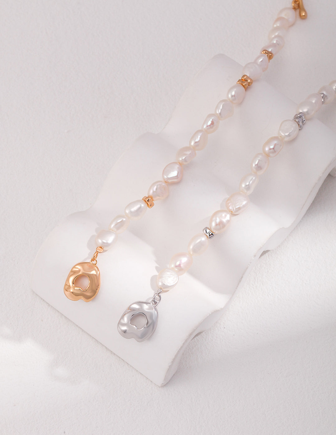 Golden Toggle Freshwater Pearl Bracelet