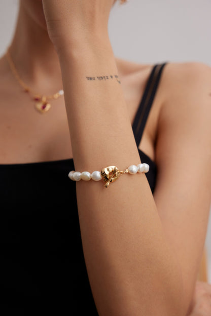 Golden Toggle Freshwater Pearl Bracelet